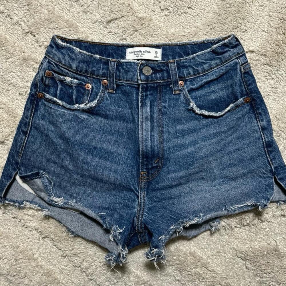 Abercrombie & Fitch Women's High Rise Mom Short